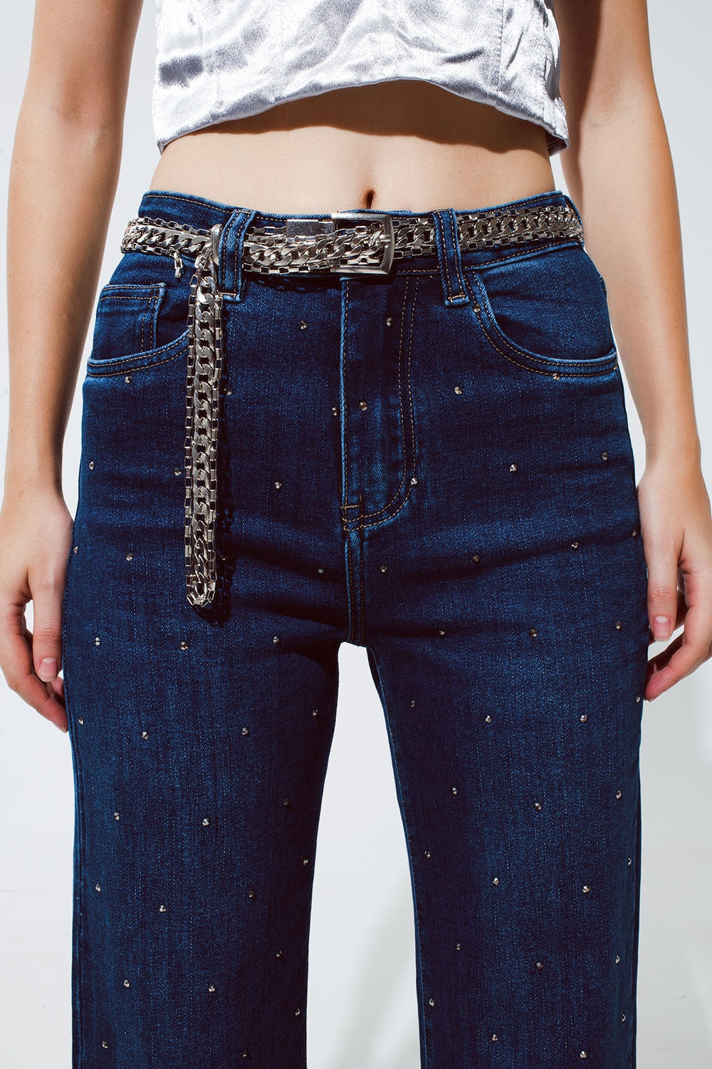 Vaqueros de pierna recta con detalle de strass en azul
