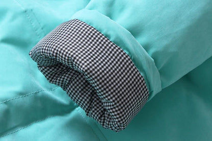 Parka informal de longitud media y larga con capucha