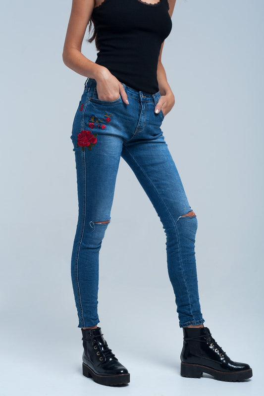 Vaqueros pitillo con detalle bordado