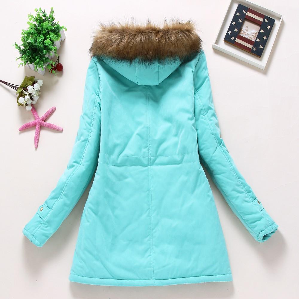 Parka informal de longitud media y larga con capucha