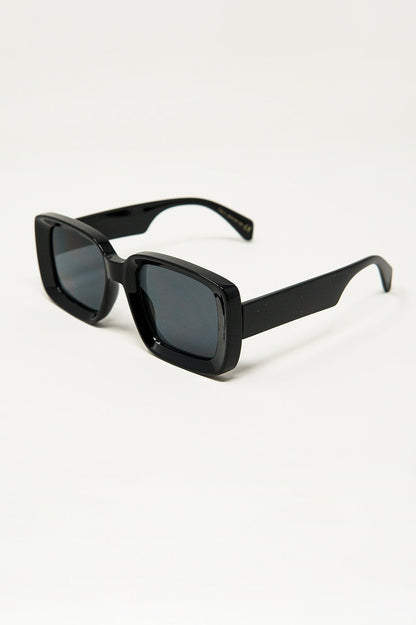 Gafas de sol rectangulares de gran tamaño con montura ancha en color negro