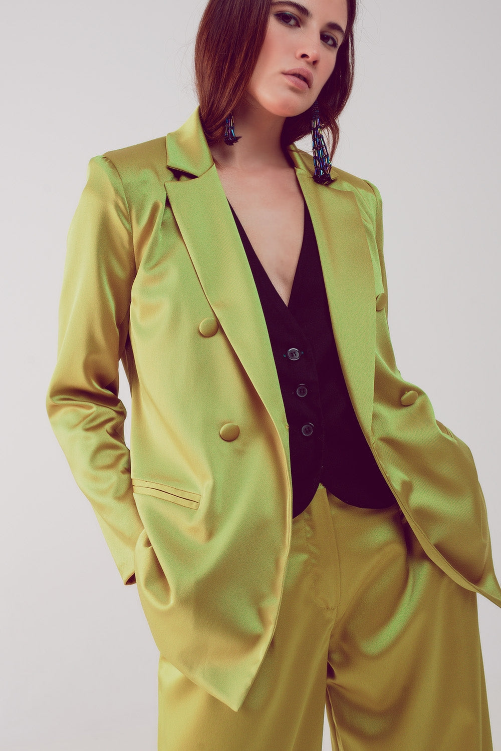 Blazer cruzado de satén entallado en color lima