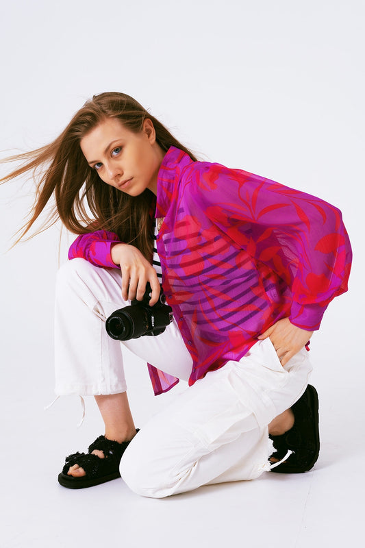 Blusa de gasa con estampado floral en color fucsia