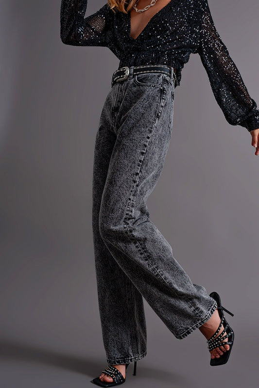 Jeans mom con cintura alta en color negro